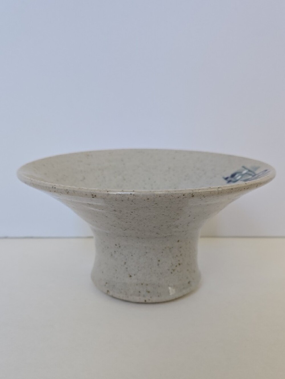 Great Bay Pottery Dragonfly Design Ikebana Flower Frog Vase - Picture 11 of 12